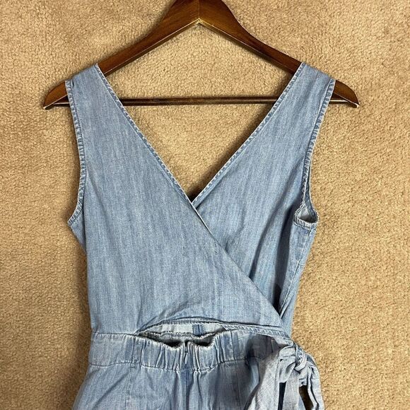 J.‎ Crew Wrap Jumpsuit Women's 4 Blue Denim Chambray Tie Waist Sleeveless V Neck - Picture 7 of 12